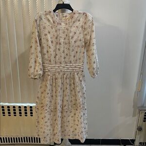 NWOT Floral Cream Dress size XS